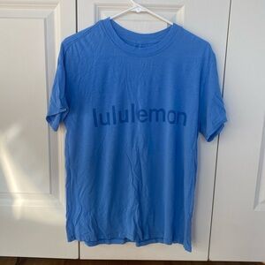Lululemon T-Shirt